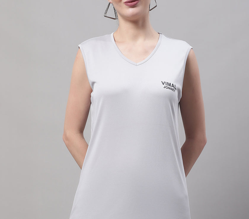 Vimal Jonney Regular Fit Dryfit Lycra Solid Light Grey Gym Vest for Women