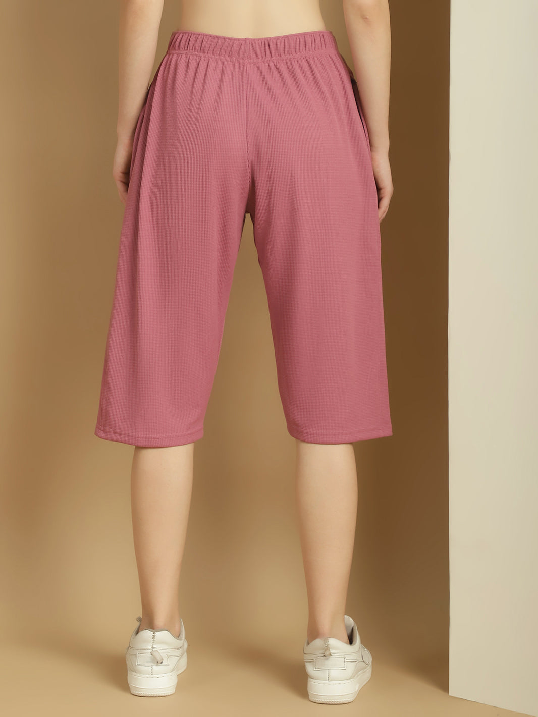 Vimal Jonney Solid Pink Regular Fit Polyster Lycra Capri For Women