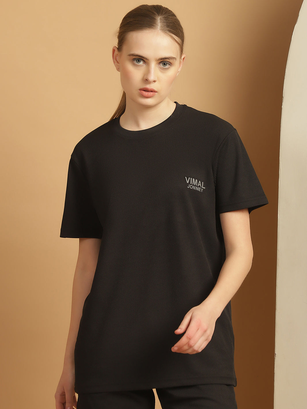 Vimal Jonney Solid Black Round Neck Polyester Lycra Half sleeves Tshirt For Women