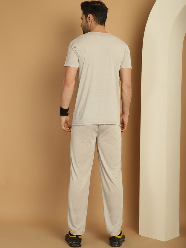 Vimal Jonney Light Grey Cotton Solid Co-ord Set Tracksuit For Men(Zip On 1 Side Pocket)