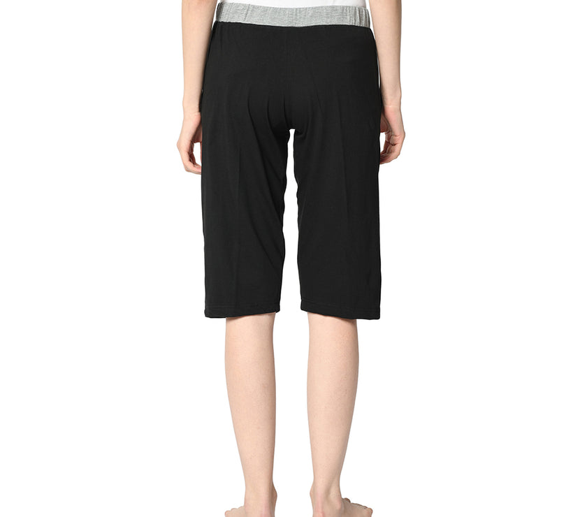 Vimal Jonney Black 3/4th Capri For Women's