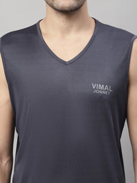 Vimal Jonney Grey Dryfit Lycra Solid Co-ord Set Tracksuit For Men(Zip On 1 Side Pocket)