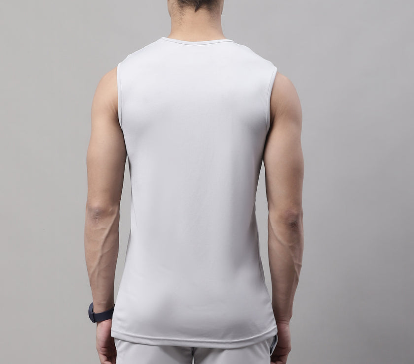 Vimal Jonney Light Grey Dryfit Lycra Solid Co-ord Set Tracksuit For Men(Zip Of 1 Side Pocket)