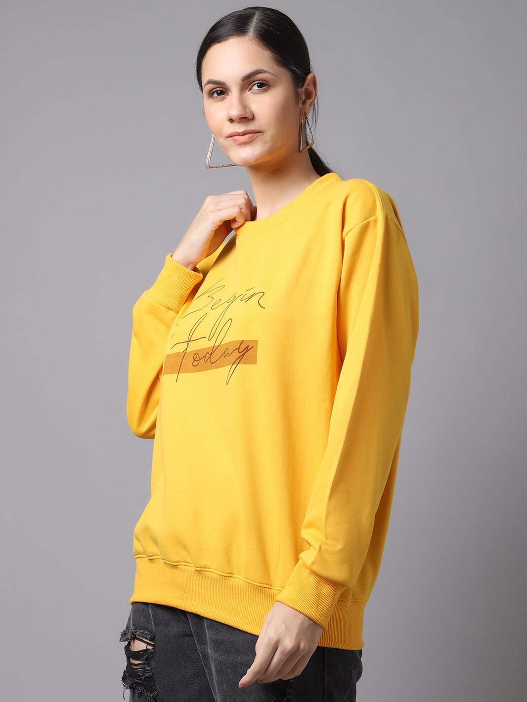 Vimal Jonney Fleece Round Neck Printed Sweatshirt For Women