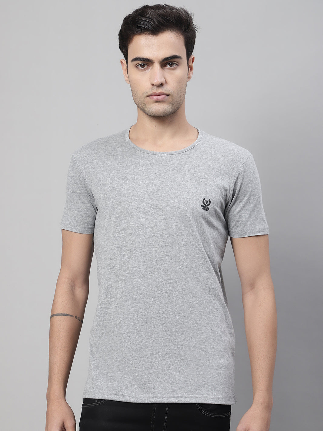 Vimal Jonney Round Neck Cotton Solid Grey Melange T-Shirt for Men